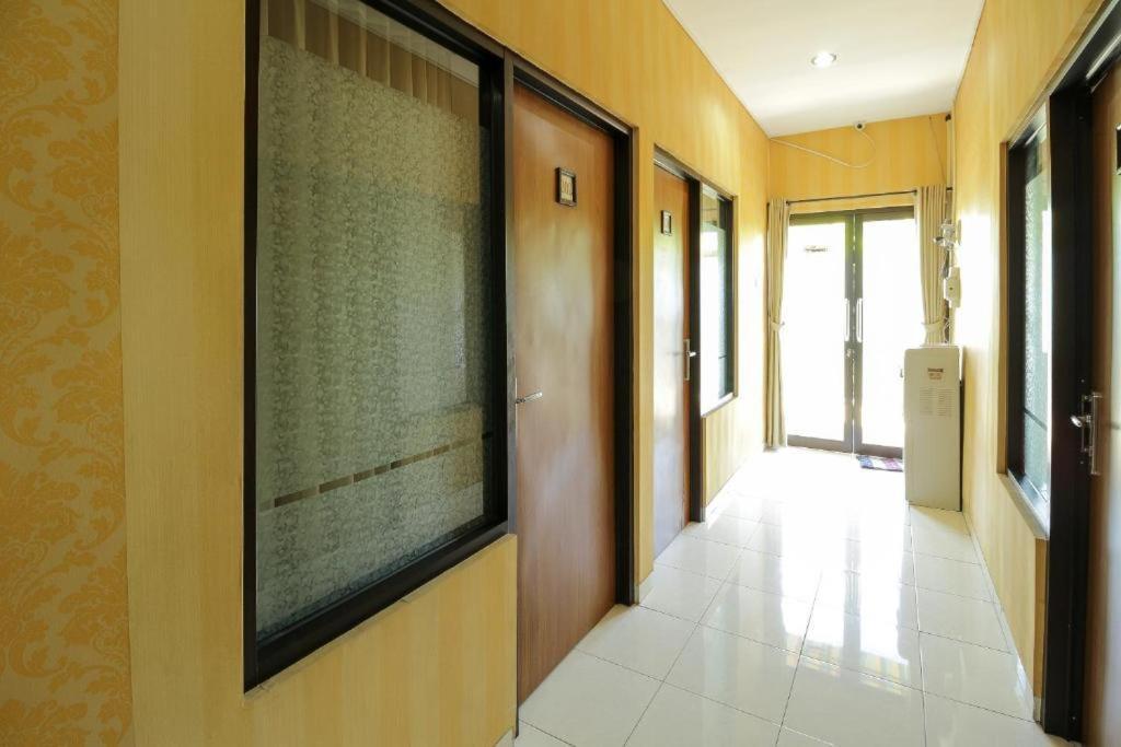 Tuban Torres Accommodation Kuta  Exterior photo